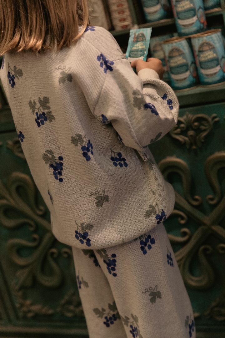 Pull Garbo & Friends Grapes blue